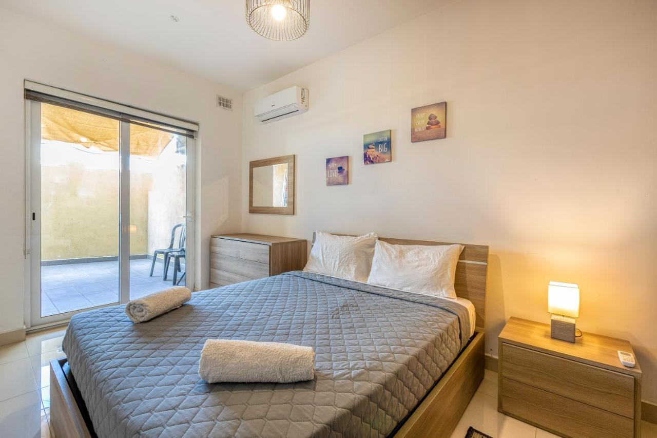 Apartment Entire For Your *